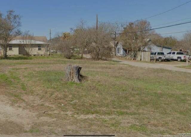 Property at 604 Guadalupe, Seguin, TX 78155