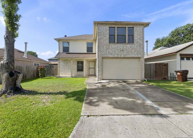 Property at 11306 Gunlock Trl, San Antonio, TX 78245, 3 beds, 2.5 baths