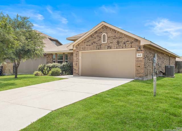 Property at 5645 Briar Fld, New Braunfels, TX 78132, 3 beds, 2 baths