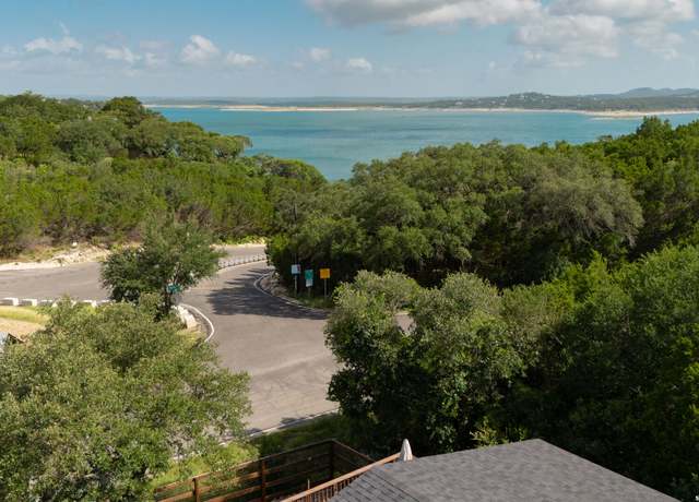 Property at 574 Skyline Dr, Canyon Lake, TX 78133, 3 beds, 3 baths