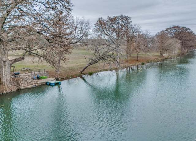 Property at 1391 Highway 39, Ingram, TX 78025, 3 beds, 3 baths