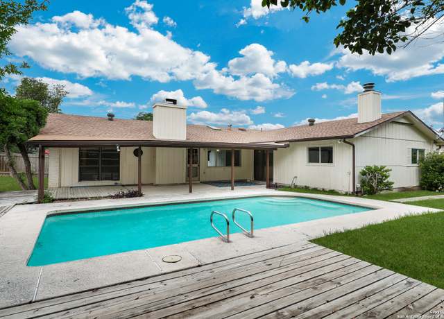 Property at 14320 Forum Rd, Universal City, TX 78148, 3 beds, 2 baths