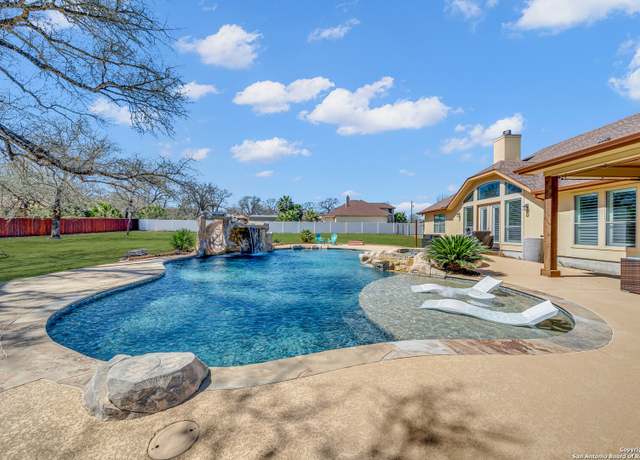 Property at 120 Bucks, La Vernia, TX 78121, 4 beds, 3 baths