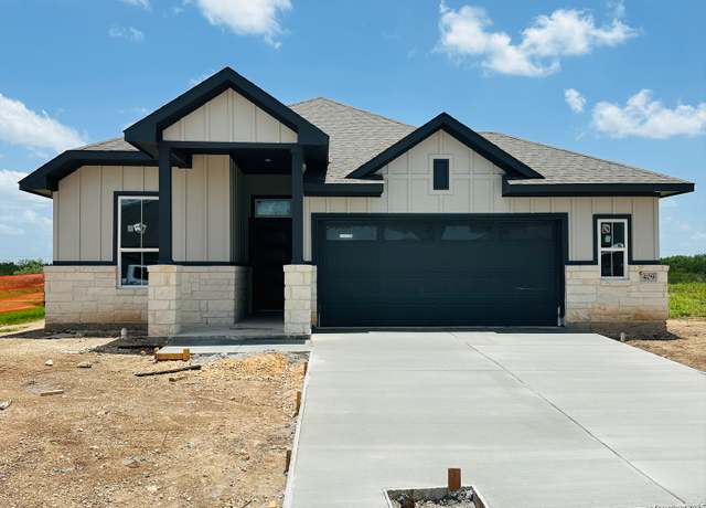 Property at 409 Sawtooth Oak, Seguin, TX 78155, 4 beds, 3 baths