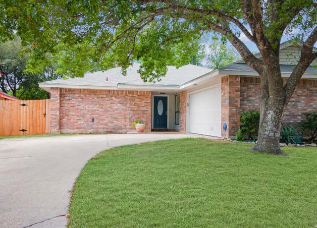 Property at 9410 Woodland Hls, San Antonio, TX 78250-4073, 3 beds, 2 baths