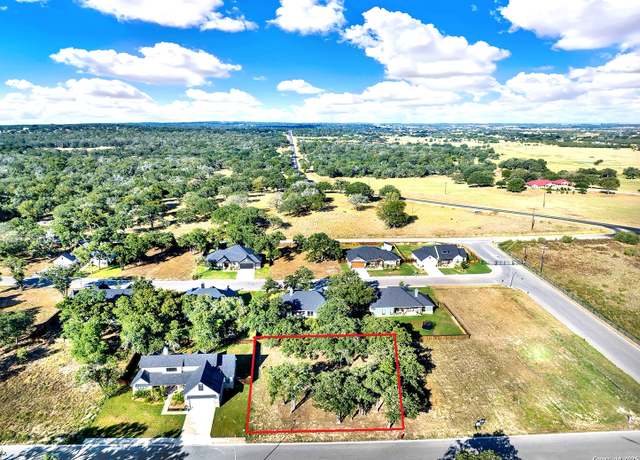 Property at 108 Laurel, La Vernia, TX 78121