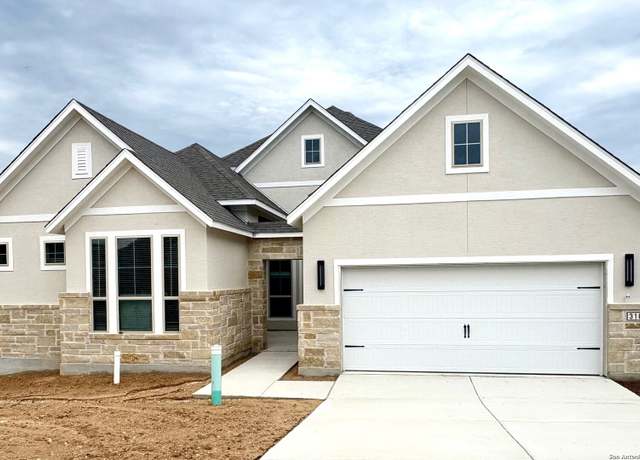 Property at 318 Vamanos, Boerne, TX 78006, 4 beds, 3.5 baths