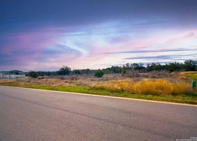 Property at 237 Spicewood Trails Dr, Spicewood, TX 78669