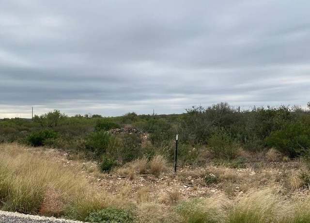 Property at 30 Rocky Hills Cir, Uvalde, TX 78801