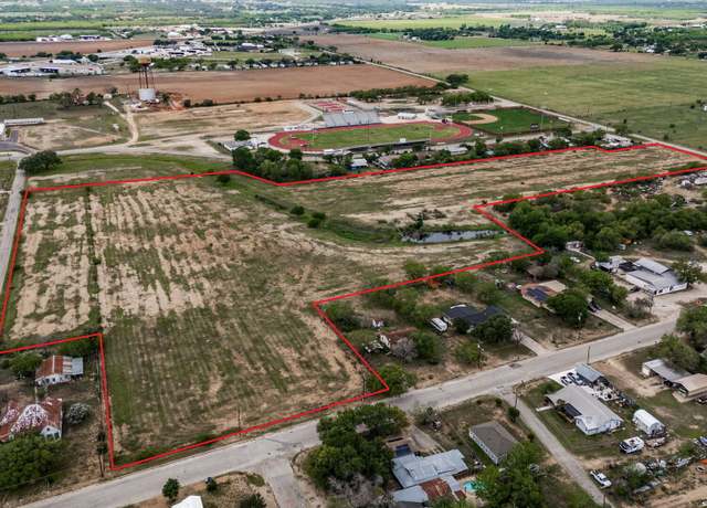 Property at TBD N Windy Knl, Devine, TX 78016