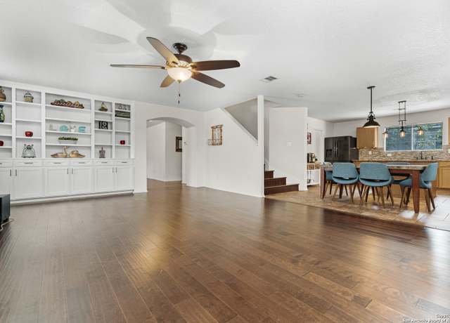 Property at 156 Foxglove Pass, Cibolo, TX 78108, 5 beds, 2.5 baths
