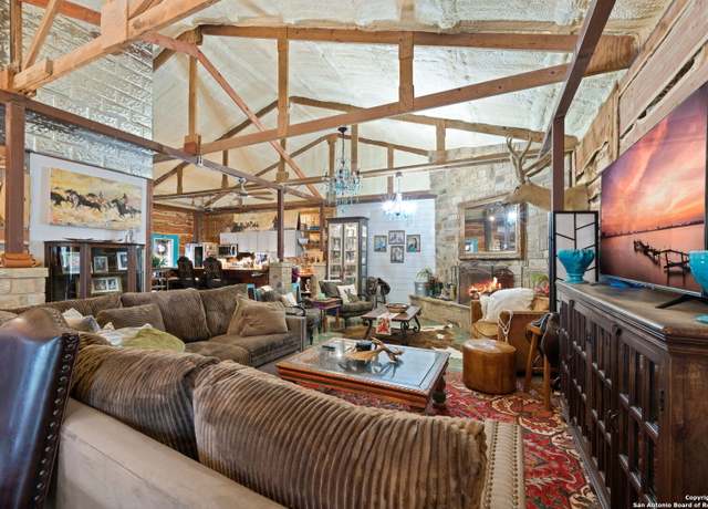 Property at 6005 W Ammann, Bulverde, TX 78163, 5 beds, 5 baths