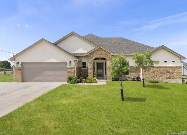 Property at 177 Glenvalley Cir, Bandera, TX 78003, 4 beds, 2 baths
