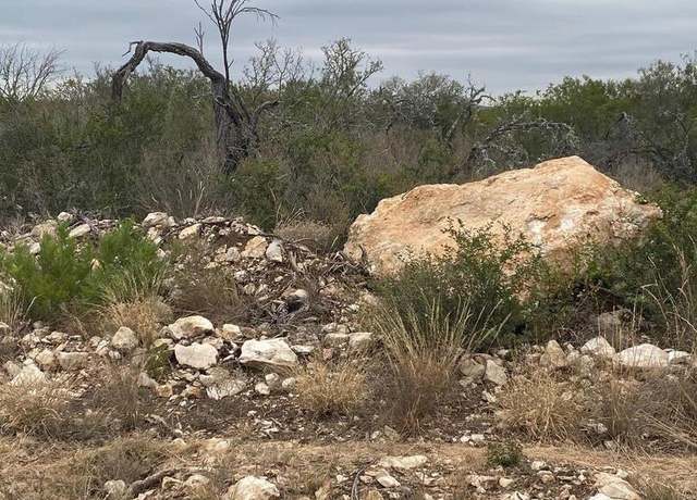 Property at 644 Legend Hills Rd, Uvalde, TX 78801