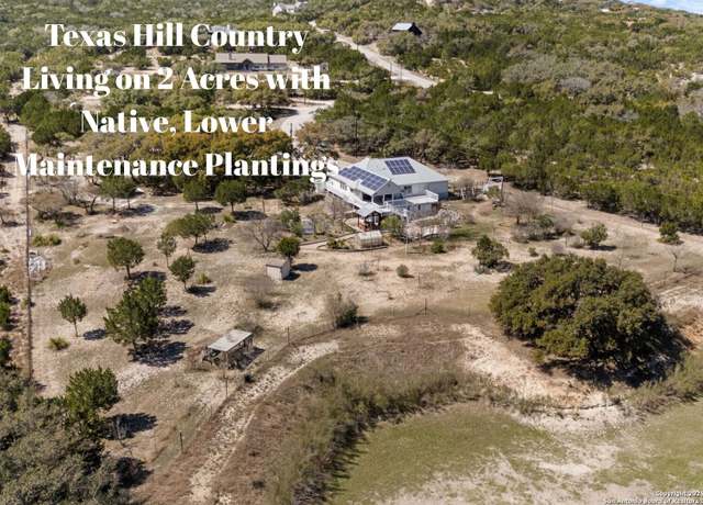 Property at 175 Forest Oaks Ln, Lakehills, TX 78063, 3 beds, 3 baths
