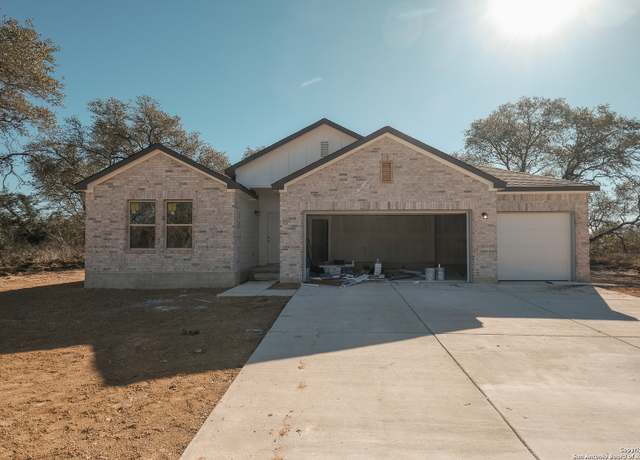 Property at 21240 Jordans Ranch Way, San Antonio, TX 78264, 4 beds, 3 baths