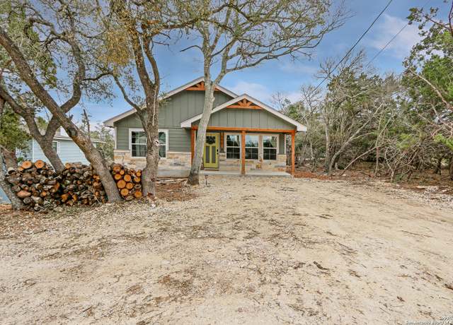 Property at 652 Canyon, Canyon Lake, TX 78133, 3 beds, 2 baths