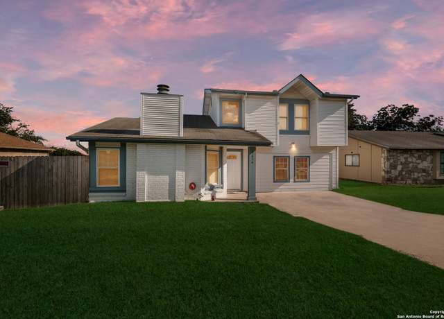Property at 9634 Adams Hill Dr, San Antonio, TX 78245, 3 beds, 2.5 baths