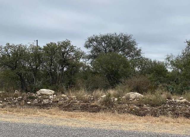Property at 309 Legend Hills Rd, Uvalde, TX 78801