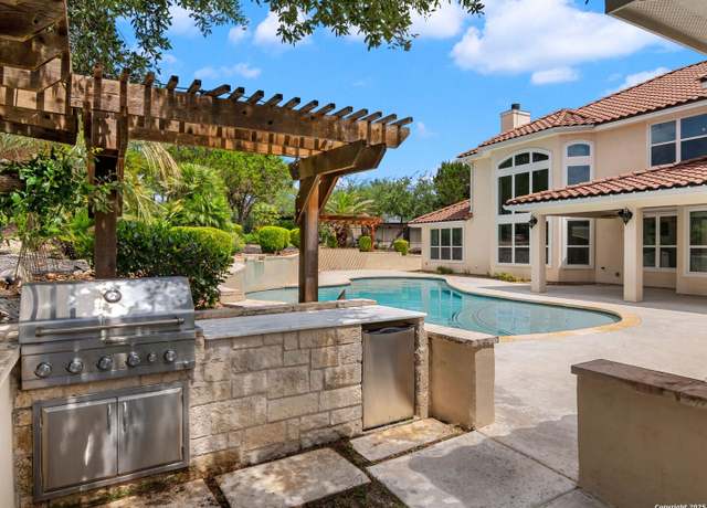 Property at 20414 Tejas Crk, San Antonio, TX 78257, 4 beds, 4.5 baths