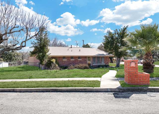 Property at 154 Shadow Hl, San Antonio, TX 78228, 3 beds, 2 baths