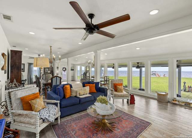 Property at 620 Egery Island Rd, TX 78390, 5 beds, 3 baths