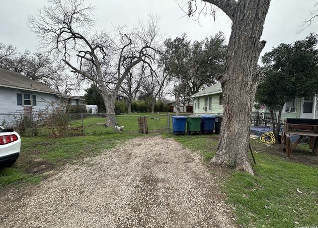 Property at 123 Stanely Ct, San Antonio, TX 78214