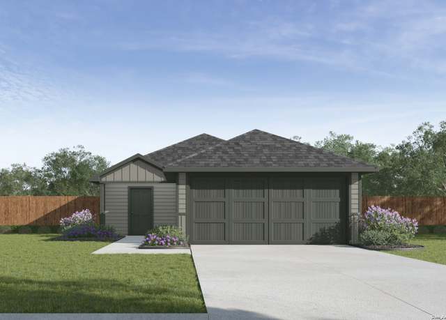 Property at 1014 Indian Way, Seguin, TX 78155, 3 beds, 2 baths