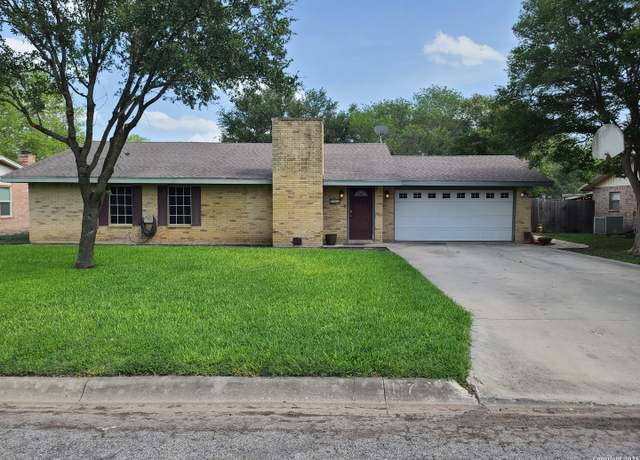 Property at 117 Larkspur, Uvalde, TX 78801, 3 beds, 2 baths