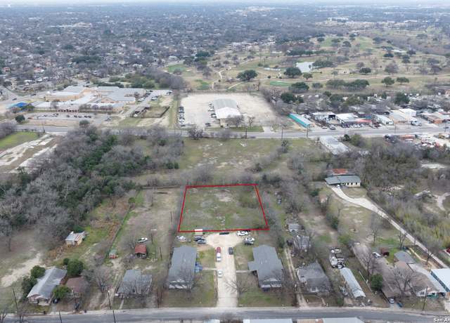 Property at 331 Bustillos Dr, San Antonio, TX 78214