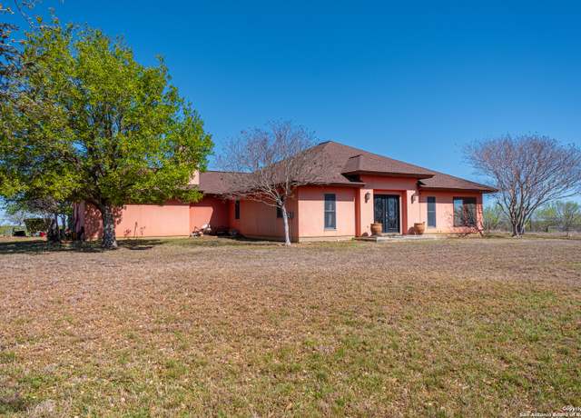 Property at 2148 County Road 220, Floresville, TX 78114, 3 beds, 2 baths
