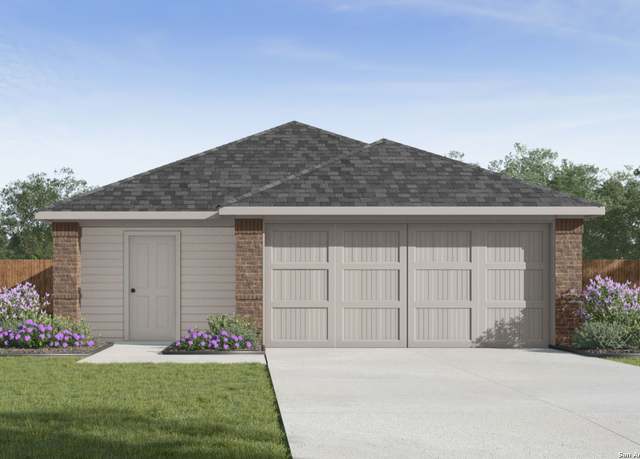 Property at 340 Cottonmouth Ln, Seguin, TX 78155, 3 beds, 2 baths