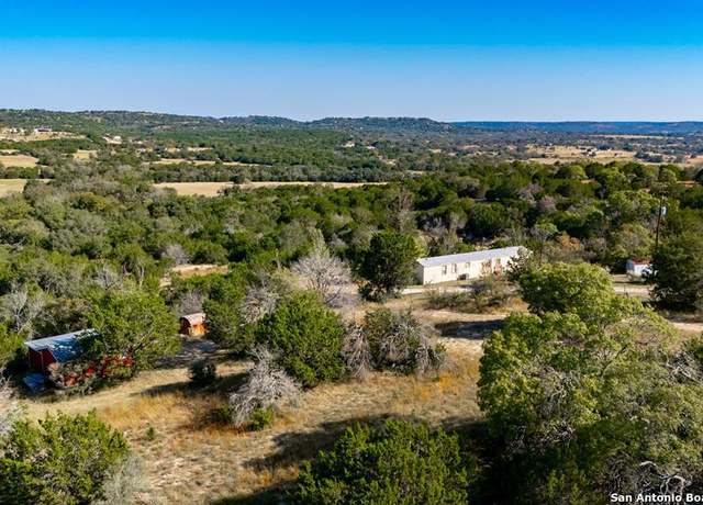 Property at 135 Feather Ridge Rd, Center Point, TX 78010, 3 beds, 2 baths