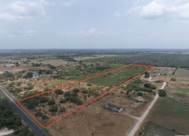 Property at 12 AC Cr 307, Jourdanton, TX 78026