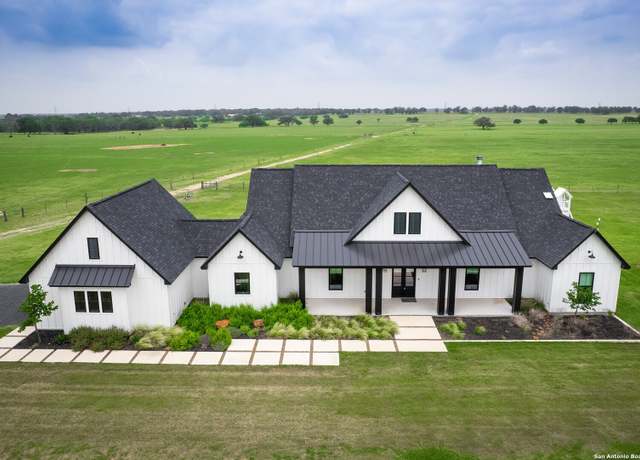 Property at 6661 State Highway 123, Stockdale, TX 78160, 4 beds, 2.5 baths