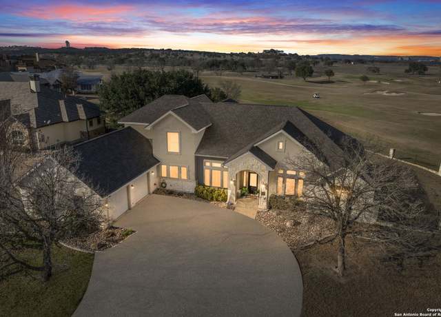 Property at 3404 Comanche Trace Dr E, Kerrville, TX 78028, 3 beds, 3 baths