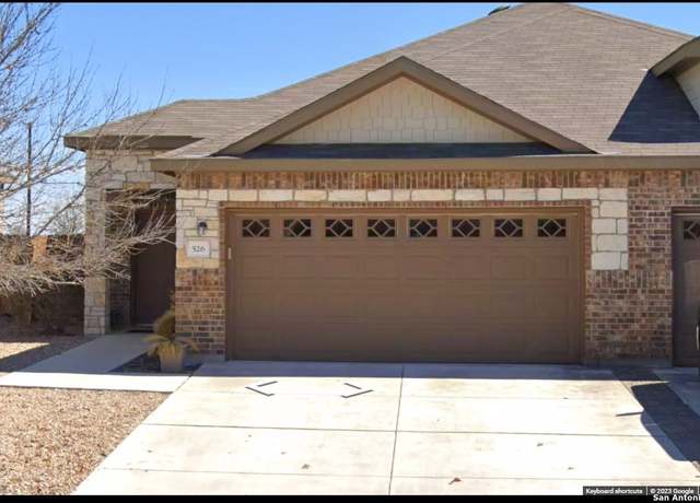 Property at 526-530 Creekside Cir, New Braunfels, TX 78130, 6 beds, 4 baths