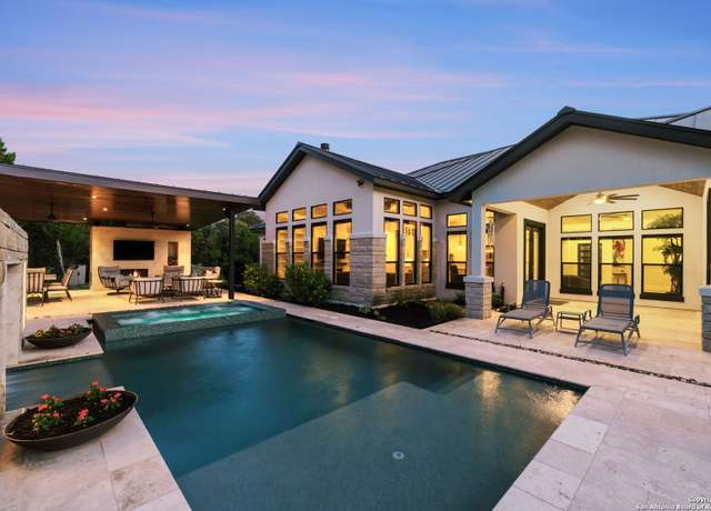 Property at 8941 Buckskin Dr, Boerne, TX 78006, 4 beds, 4 baths