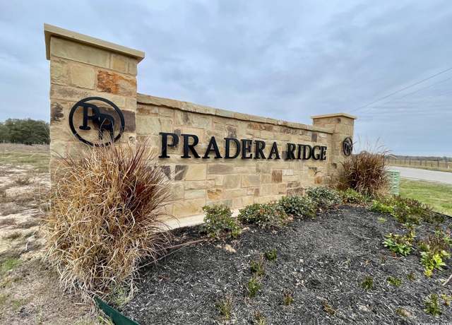 Property at 124 Pradera Rdg, Floresville, TX 78114