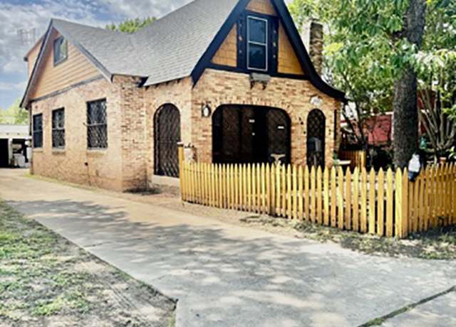 Property at 1632 W Olmos Dr, San Antonio, TX 78201, 5 beds, 2.5 baths