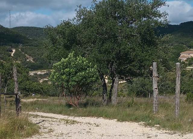 Property at 761 W Bear Springs Rd, Pipe Creek, TX 78063