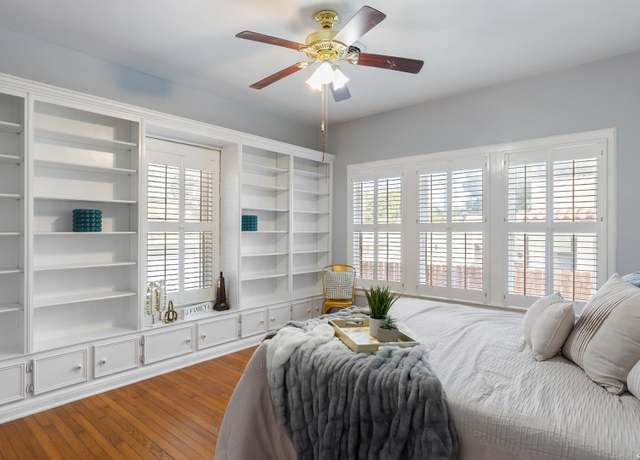 Property at 239 Stanford Dr, Olmos Park, TX 78212-2011, 4 beds, 2.5 baths