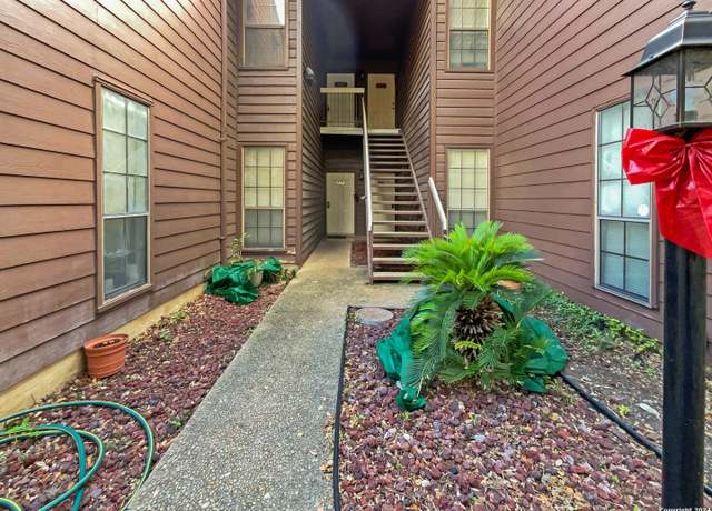 Property at 8633 Datapoint Dr #228, San Antonio, TX 78229-3252, 2 beds, 2 baths