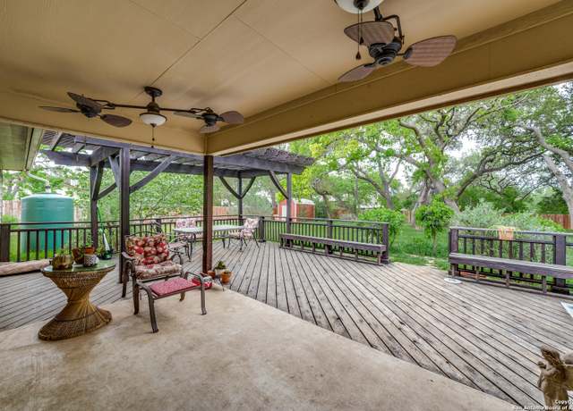 Property at 1424 Kings Rnch, Bandera, TX 78003, 4 beds, 2 baths