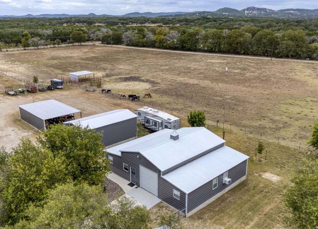 Property at 1264 Heisler Rd, Pipe Creek, TX 78063-7407, 2 beds, 1 bath