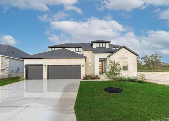 Property at 103 Highland Park, Castroville, TX 78009, 5 beds, 4.5 baths