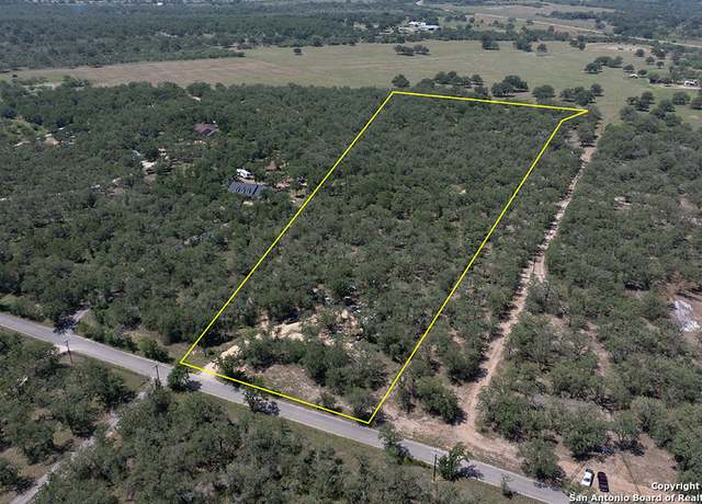 Property at 1464 Cross Rd, Kingsbury, TX 78638