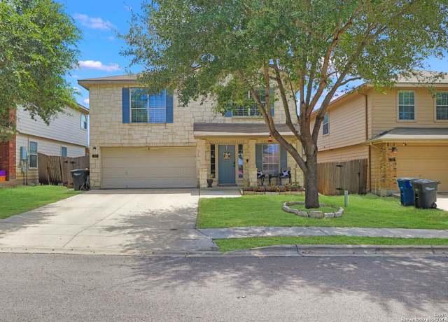 Property at 309 Hummingbird Dr, New Braunfels, TX 78130, 4 beds, 2.5 baths