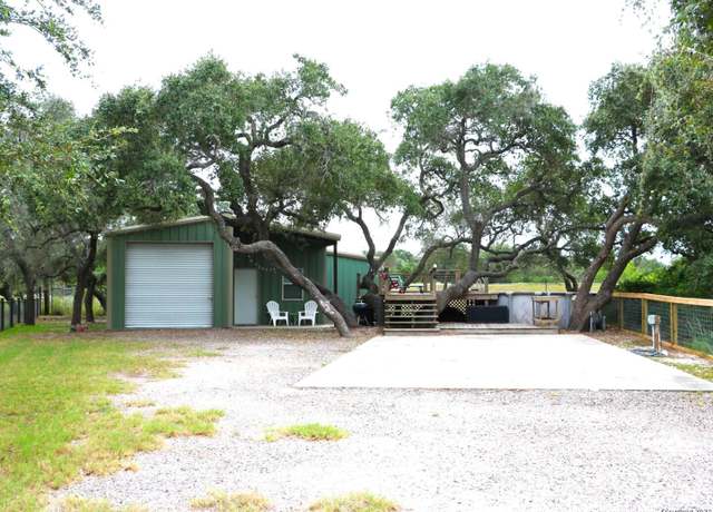 Property at 22 Conlin, Rockport, TX 78382, 1 bed, 1 bath