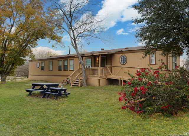 Property at 379 W County Road 5719, Devine, TX 78016, 3 beds, 2 baths